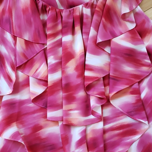 Sleeveless blouce - Picture 7 of 7